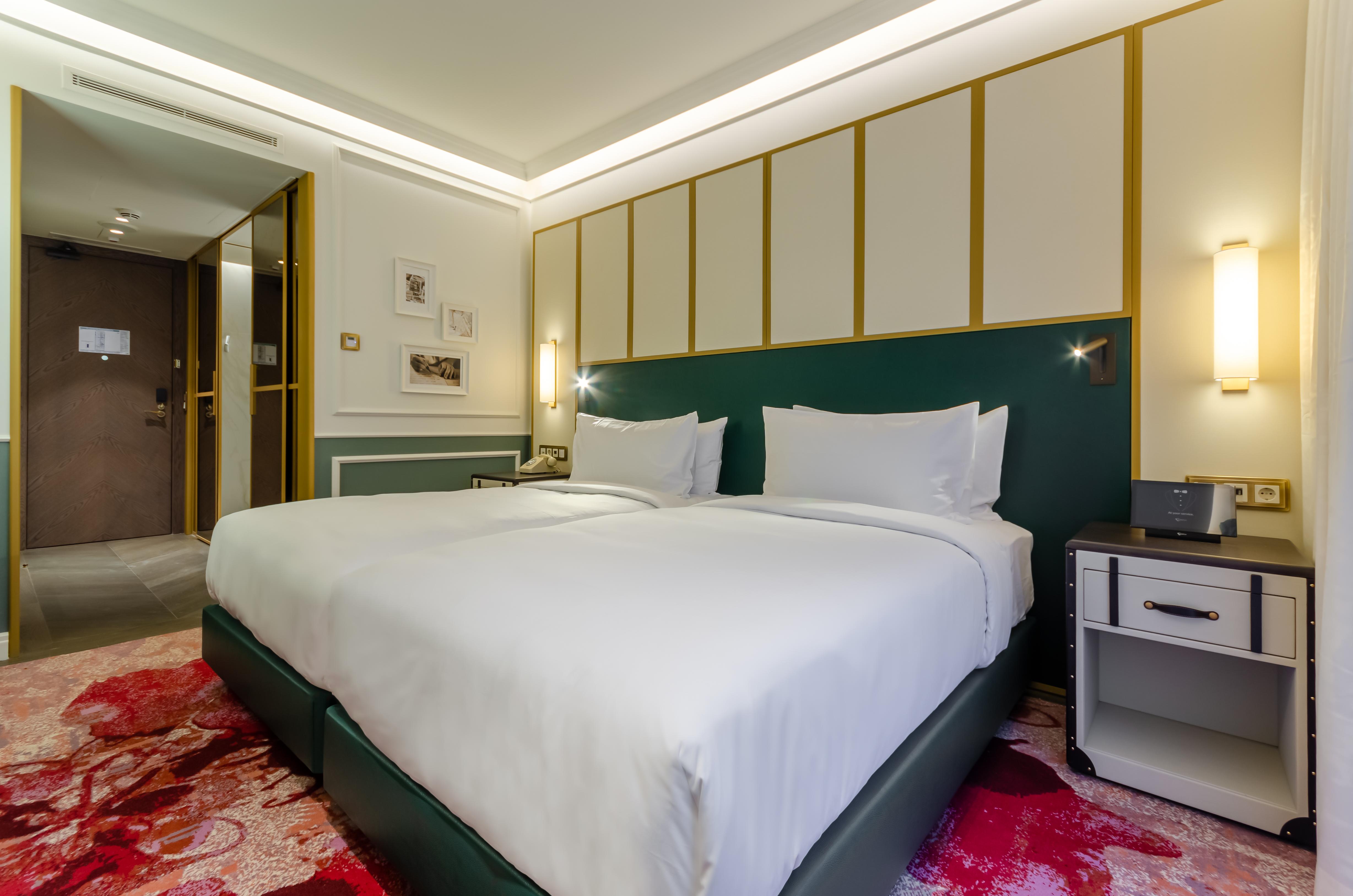 The Emerald House Lisbon Curio Collection By Hilton Hotell Eksteriør bilde