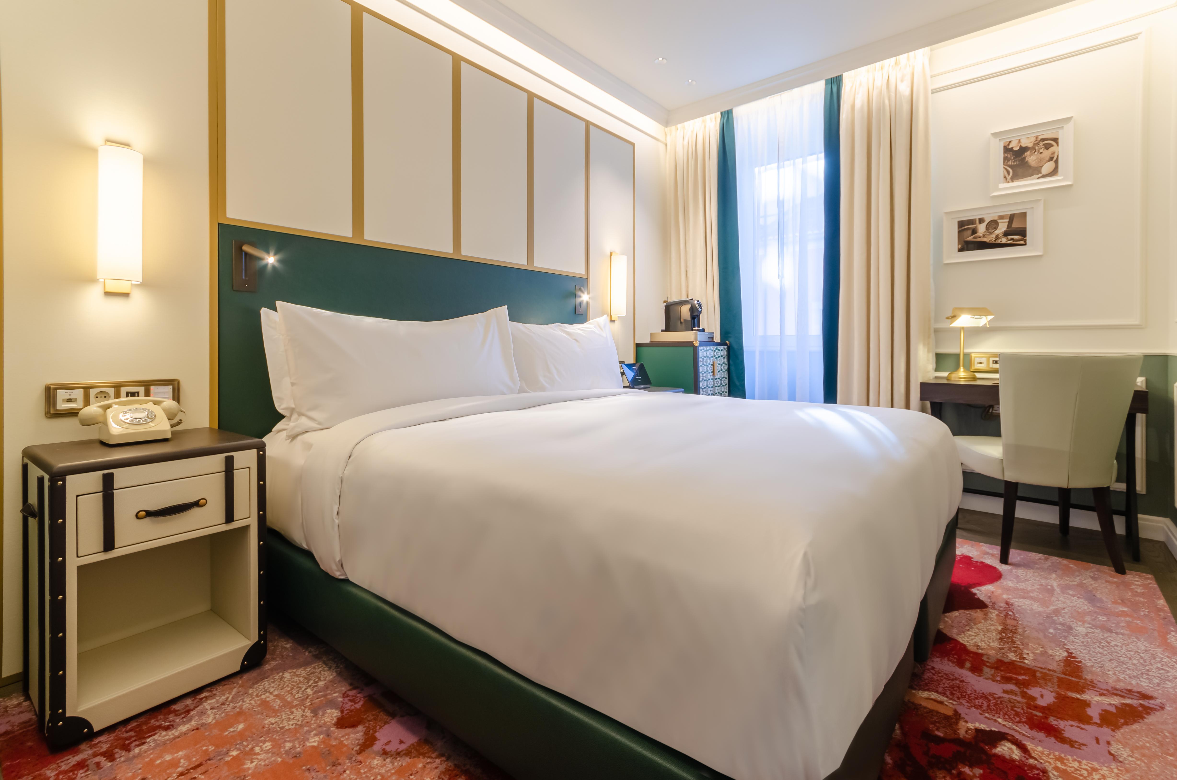 The Emerald House Lisbon Curio Collection By Hilton Hotell Eksteriør bilde