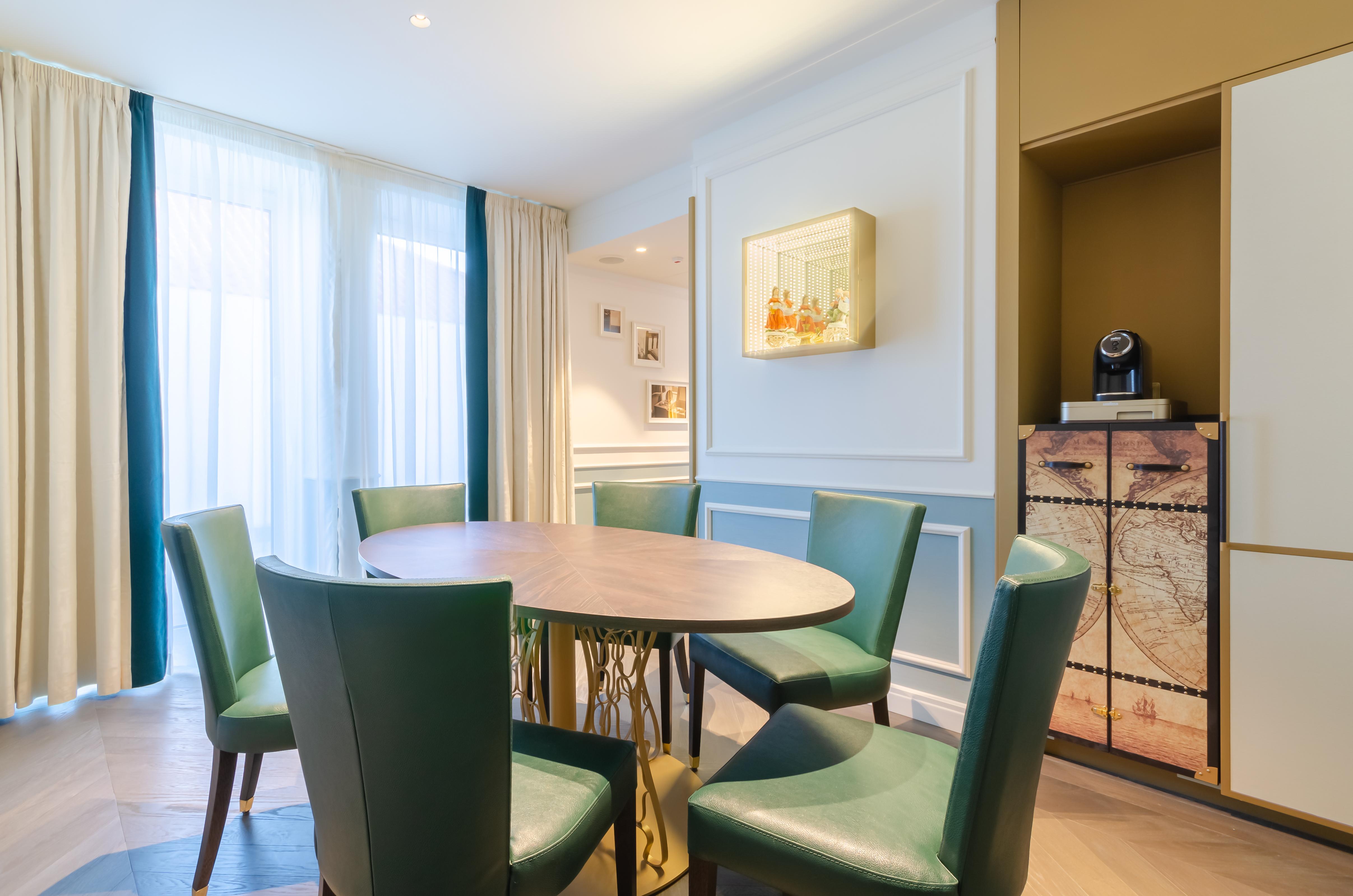 The Emerald House Lisbon Curio Collection By Hilton Hotell Eksteriør bilde